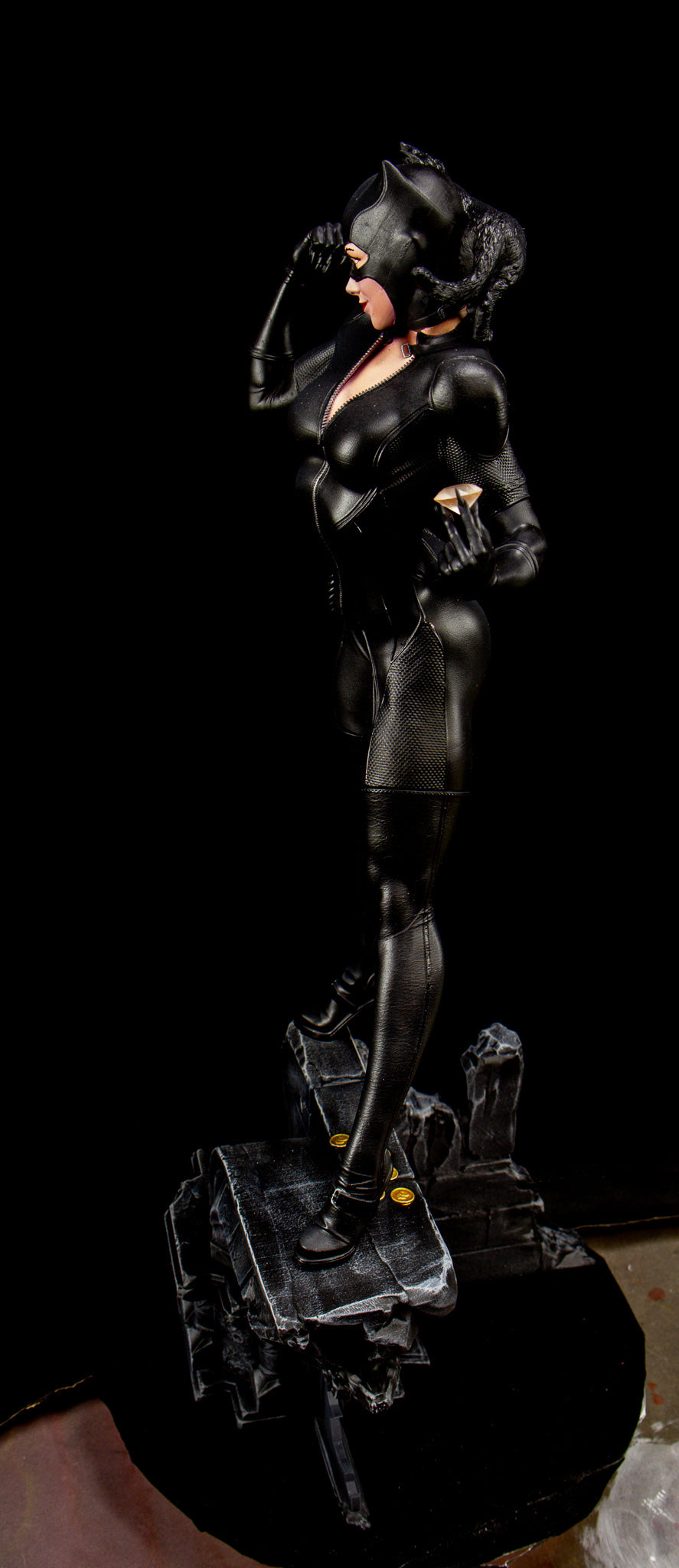 Catwoman Resin Fan Art - MTO (ZEZ)