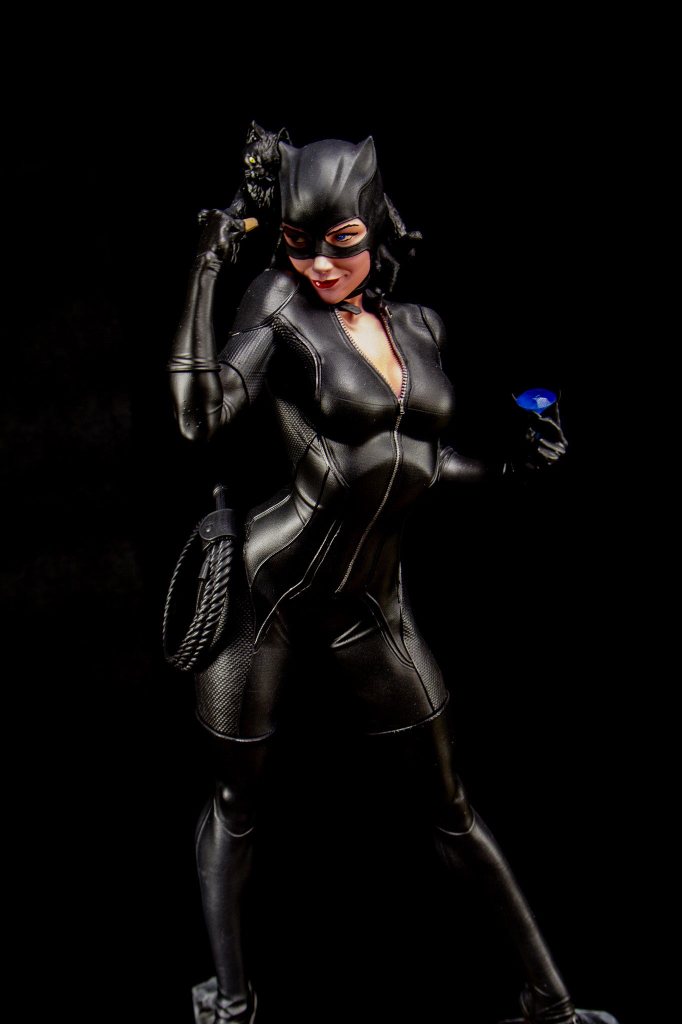 Catwoman Resin Fan Art - MTO (ZEZ)