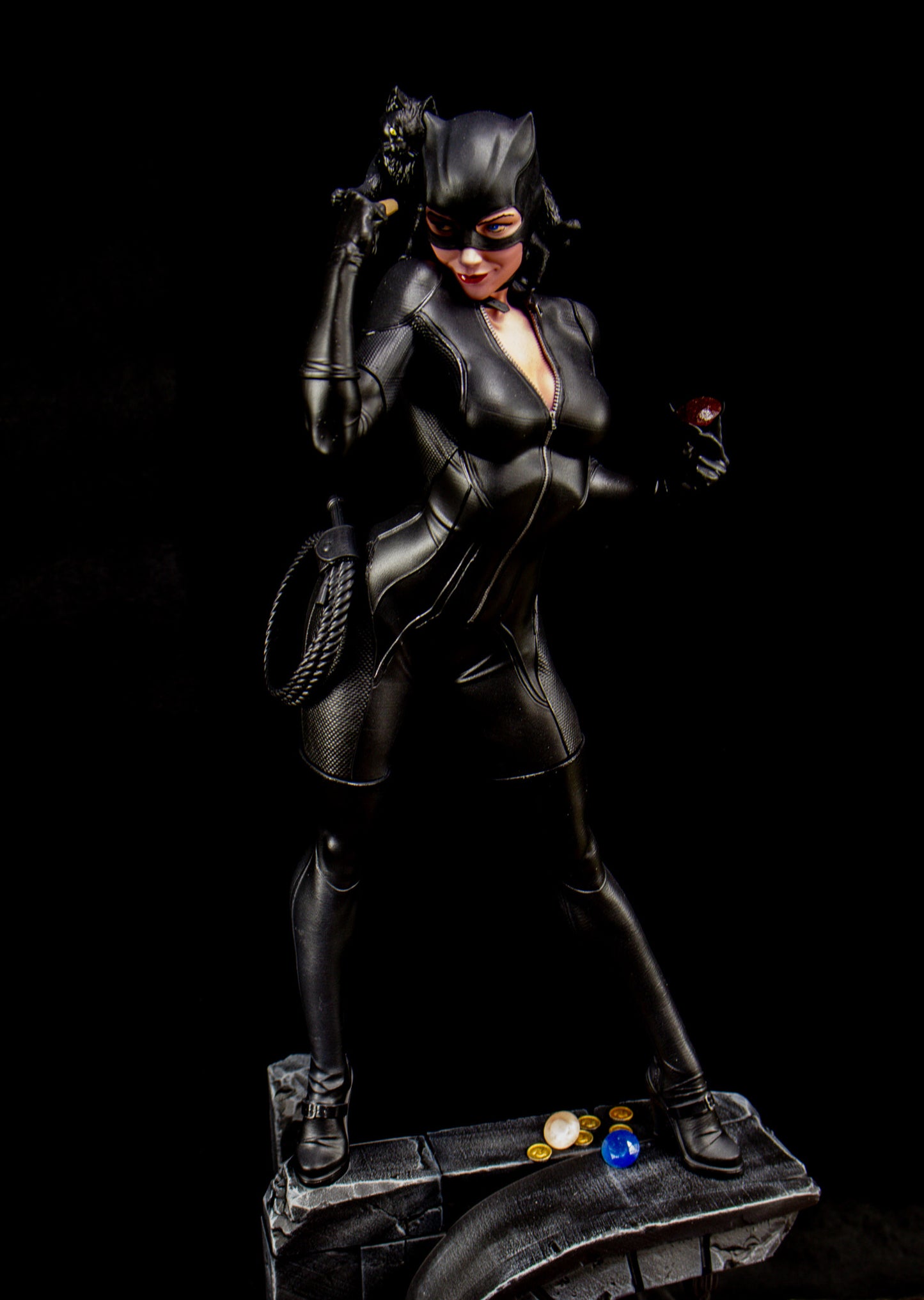 Catwoman Resin Fan Art - MTO (ZEZ)