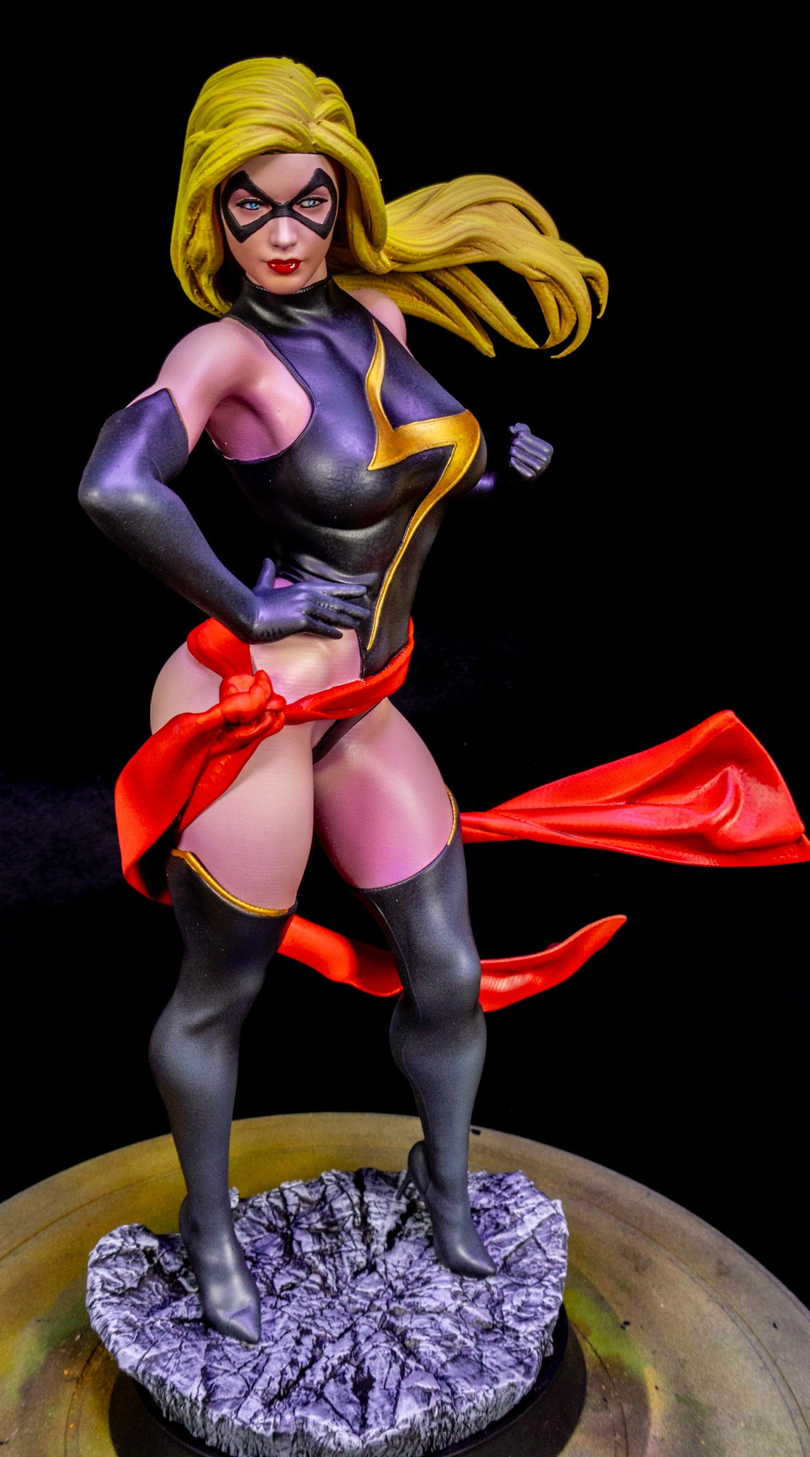 Ms. Marvel Resin Fan Art - MTO