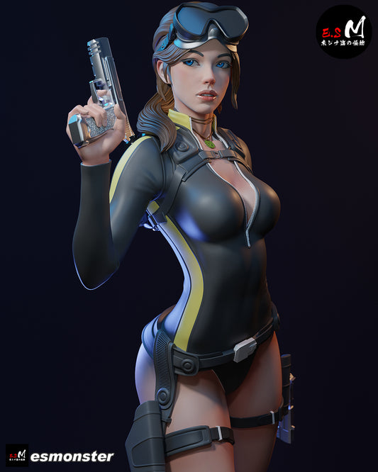 Lara Croft Resin Art (East Sea Monster Version)