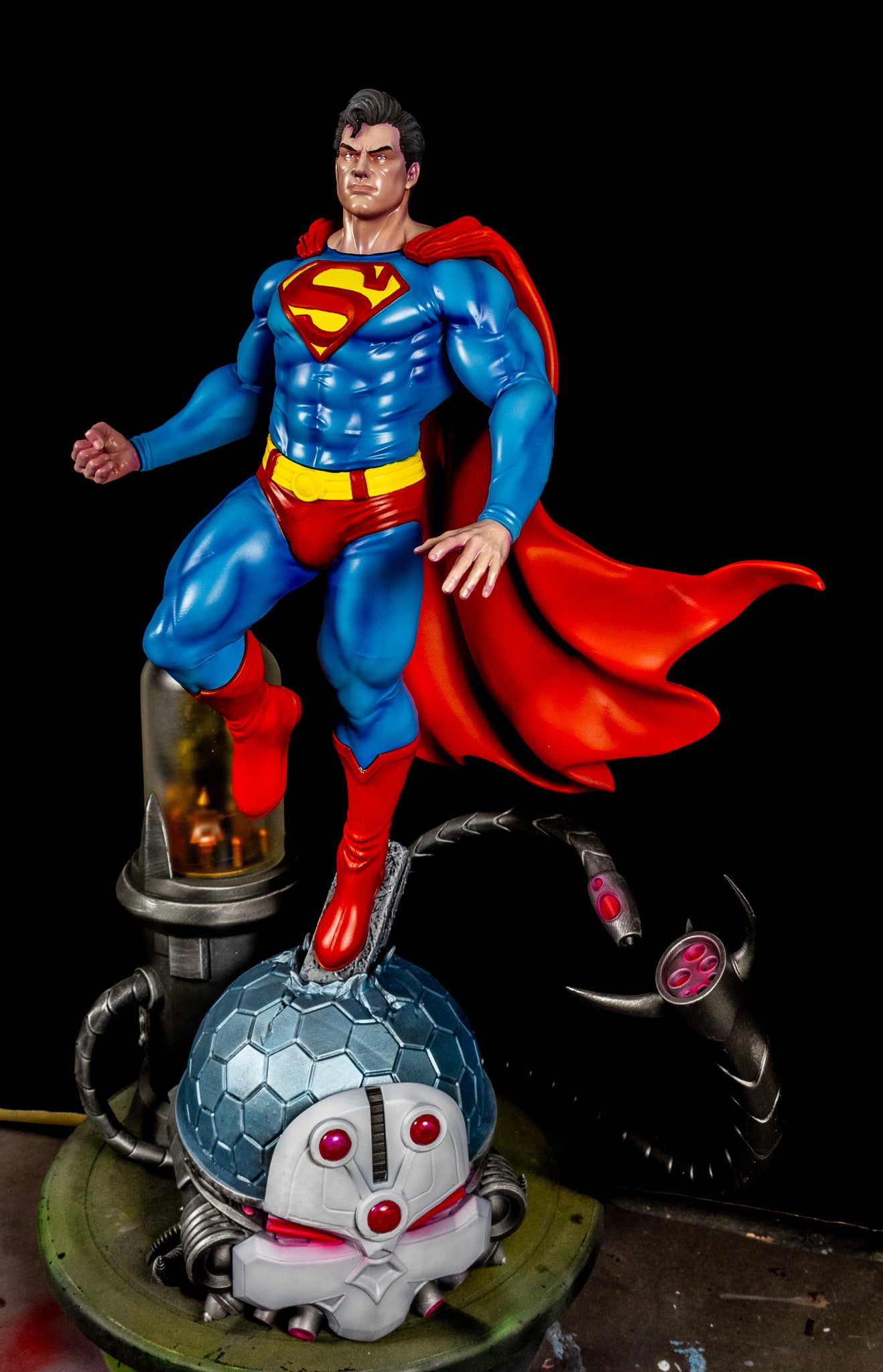 Superman Resin Fan Art Sculpture (EW)