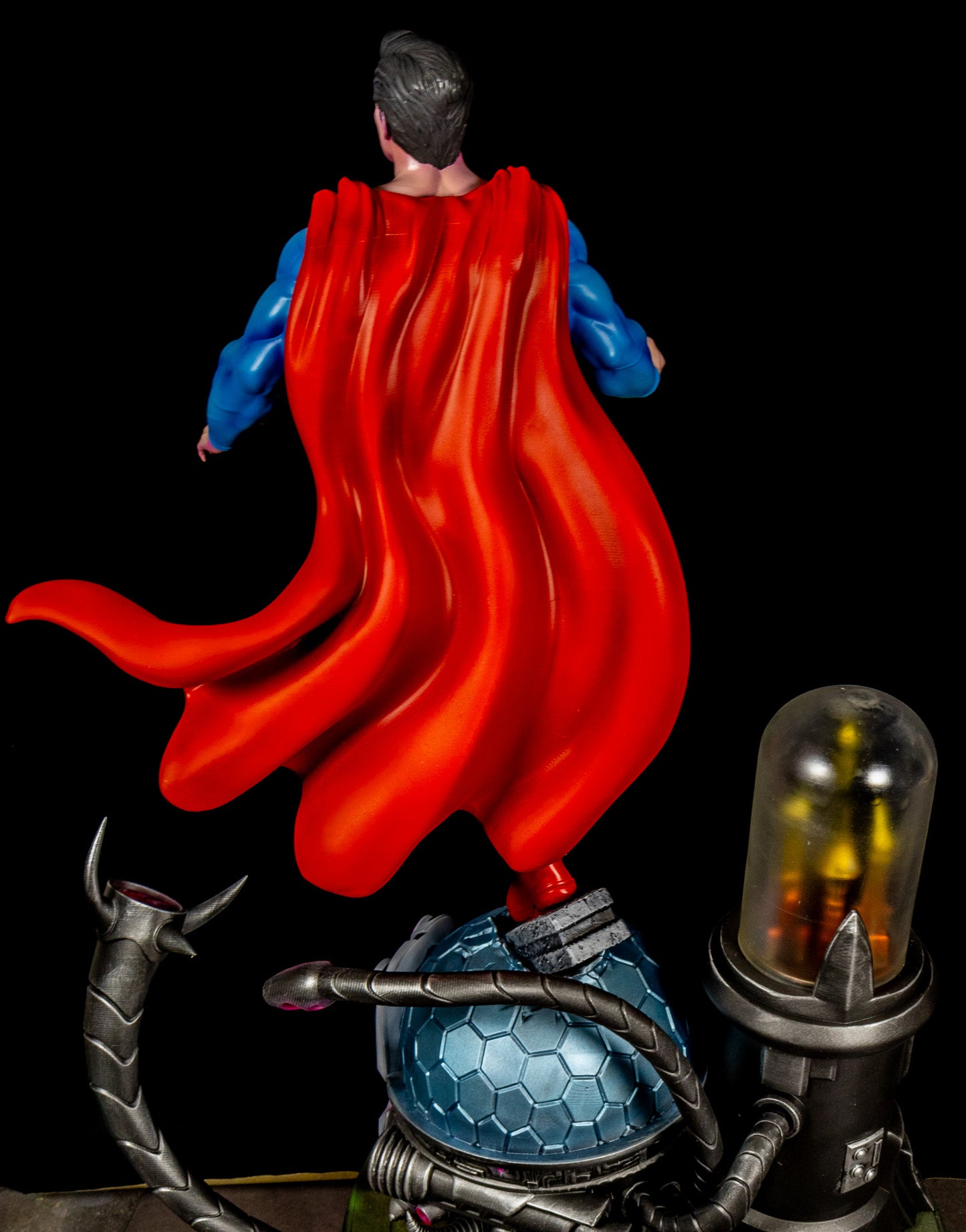 Superman Resin Fan Art Sculpture (EW)