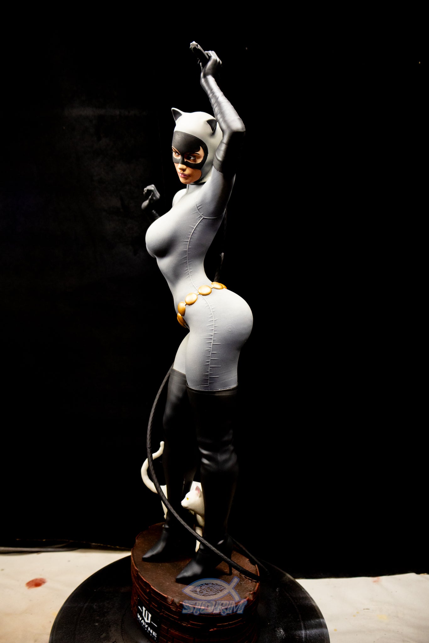 Catwoman Classic Resin Fan Art Pro Painted - MTO