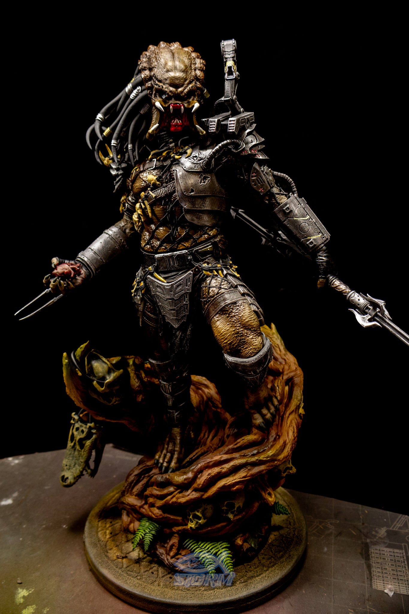 Deadly Alien Warrior Resin Fan Art - MTO (ZEZ)