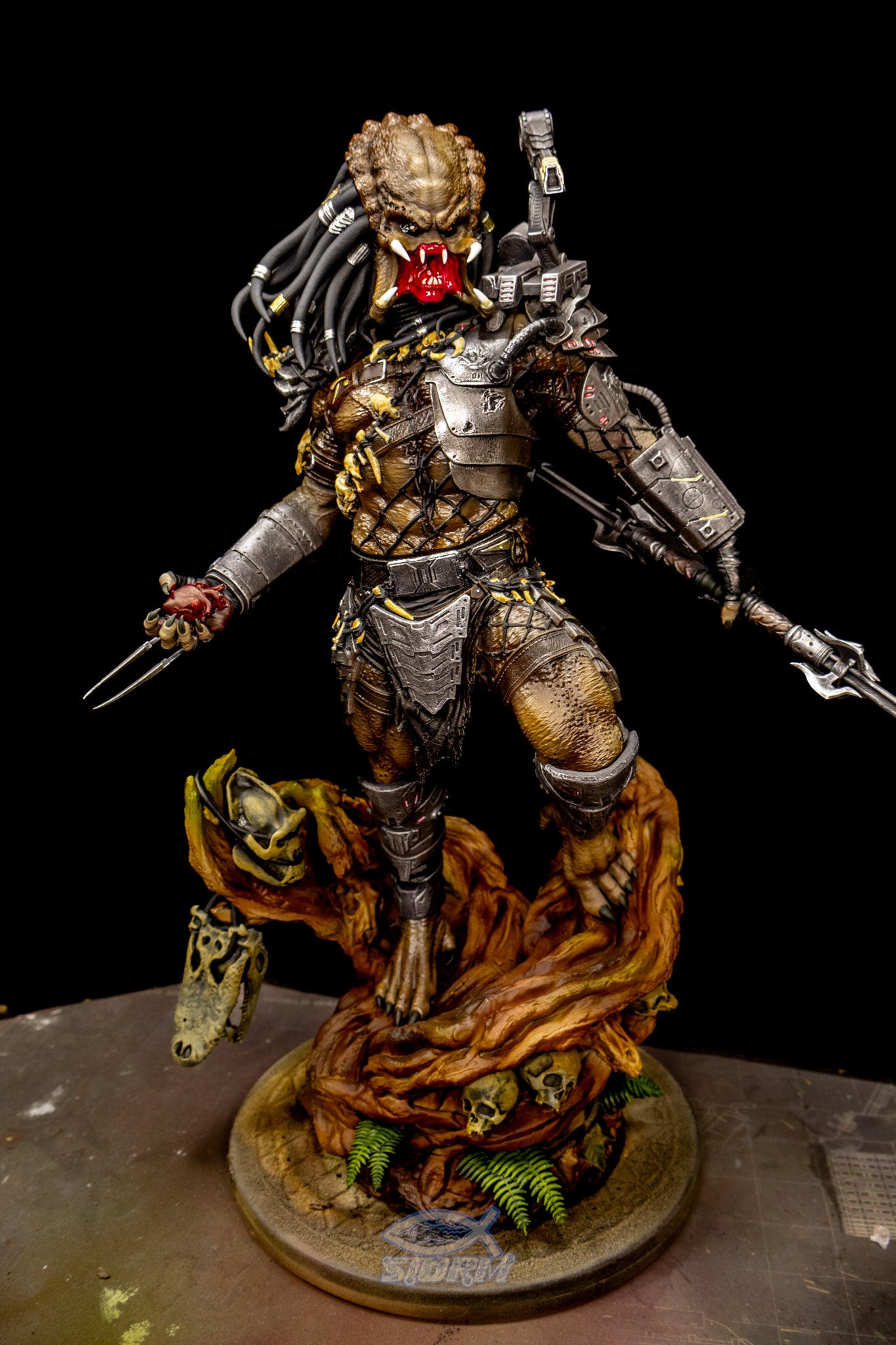 Deadly Alien Warrior Resin Fan Art - MTO (ZEZ)