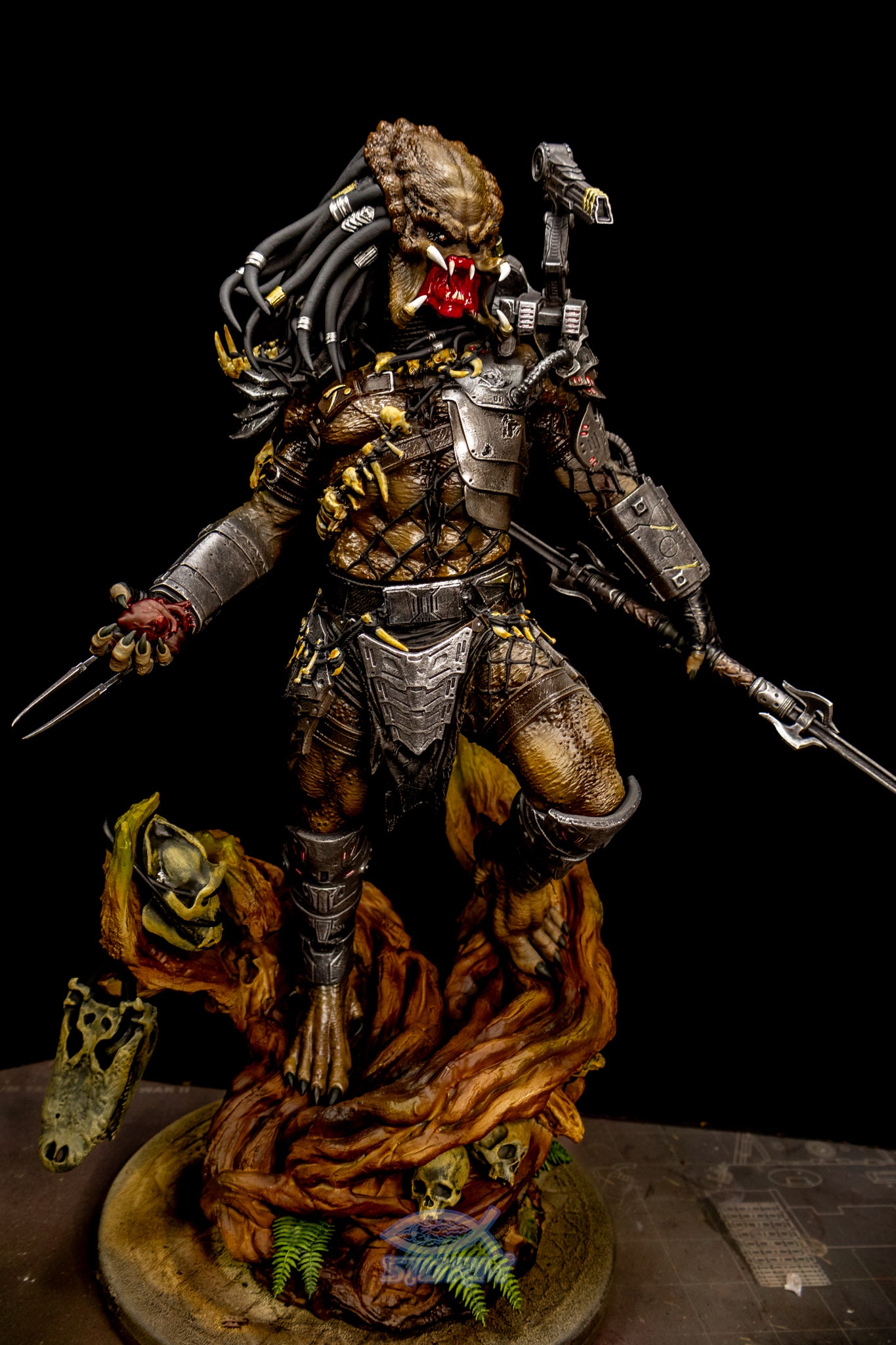 Deadly Alien Warrior Resin Fan Art - MTO (ZEZ)