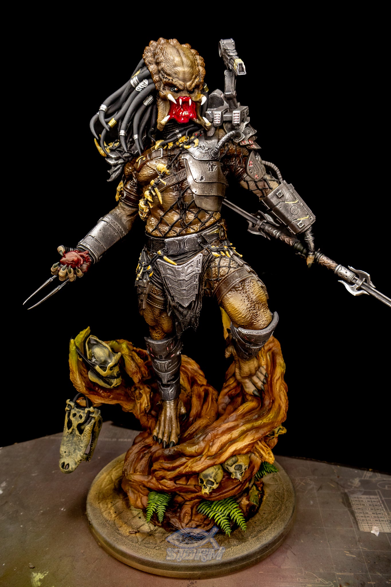 Deadly Alien Warrior Resin Fan Art - MTO (ZEZ)
