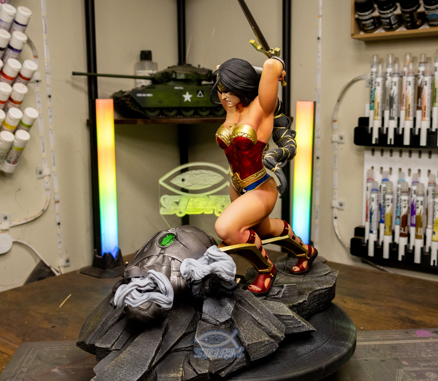 Wonder Woman Collectible Resin Fan Art Pro Painted - MTO (Quez)
