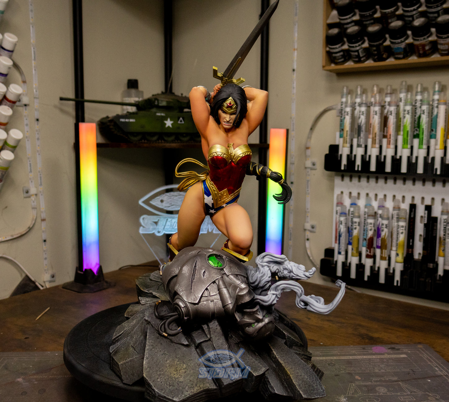 Wonder Woman Collectible Resin Fan Art Pro Painted - MTO (Quez)