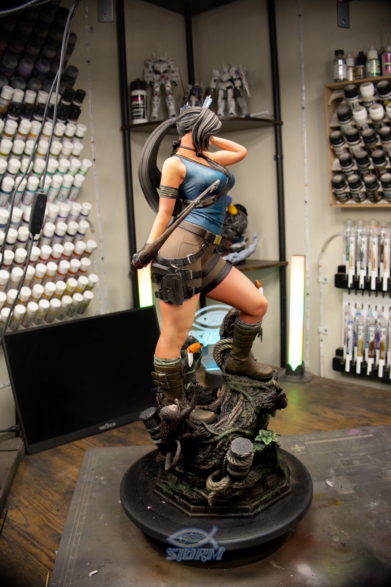 Lara Croft Resin Fan Art Pro Painted - MTO ZEZ